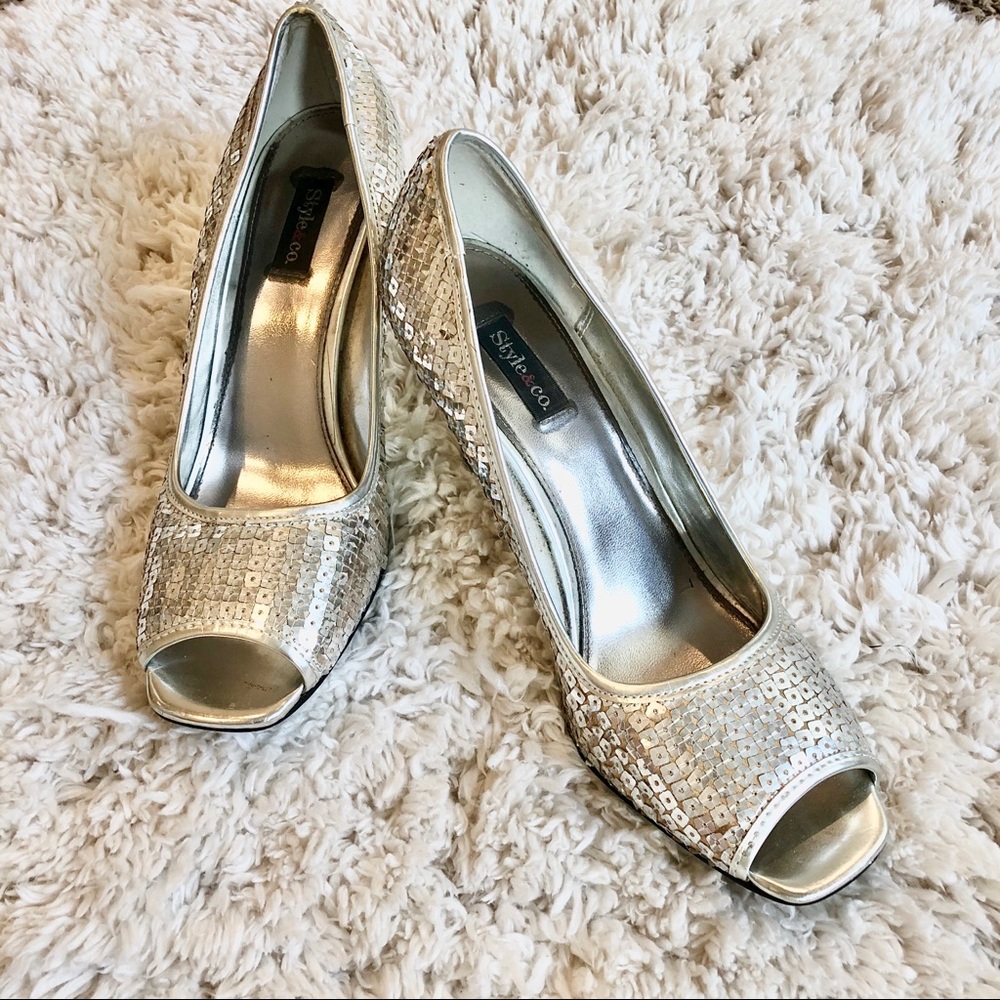 Style & Co Sequin Silver Peep Toe Heels Elliana - Picture 2 of 8